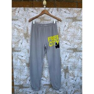 FREECITY Sweatpant In Silver Rock size small